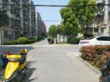 周邊配套實(shí)施齊全，南北通透，居家首選